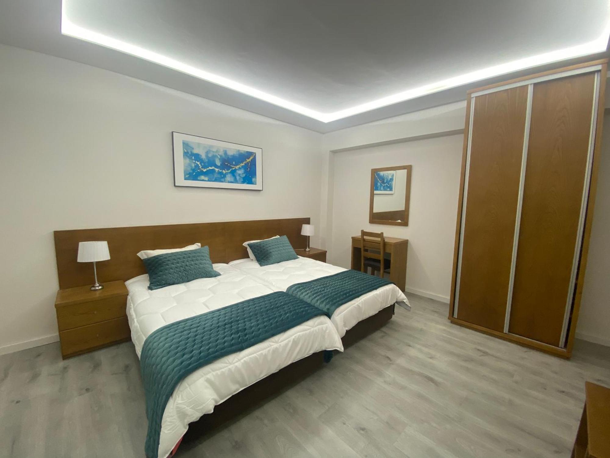 Ze Luis Hotel Chaves Exterior photo